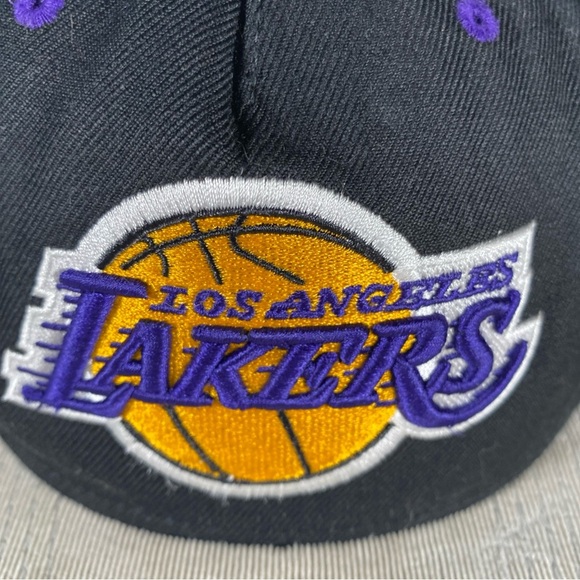 Los Angeles Lakers Mitchell & Ness Hat Adjustable Wool Blend Basketball Cap - Picture 6 of 11